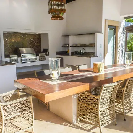Contemporary And Elegant Designed Villa P2108